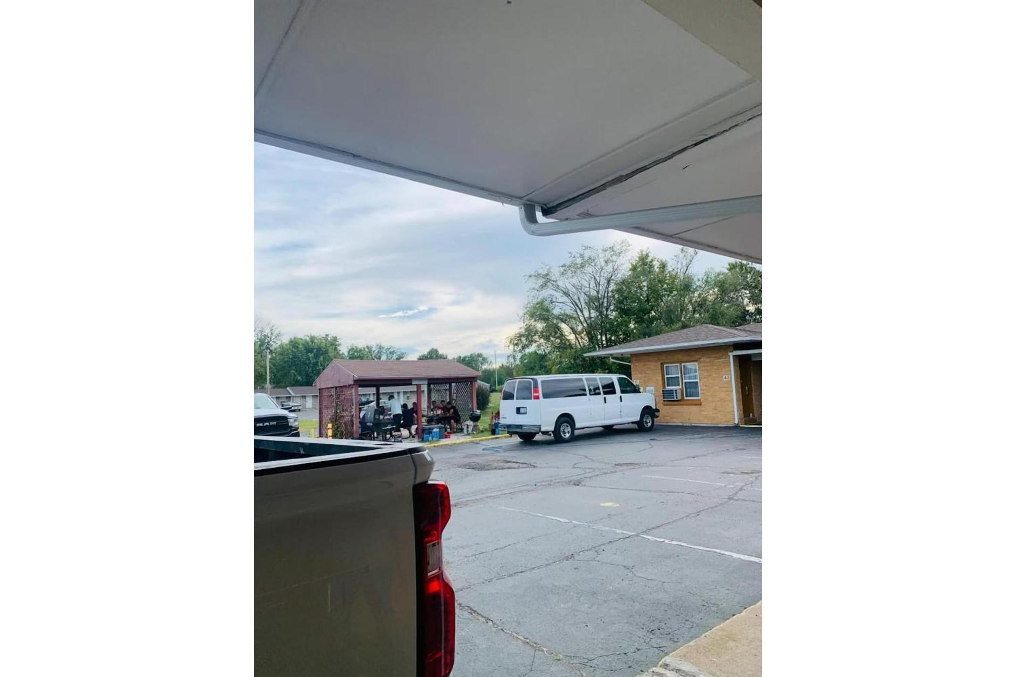 Oyo Travelier Motel Macon Buitenkant foto