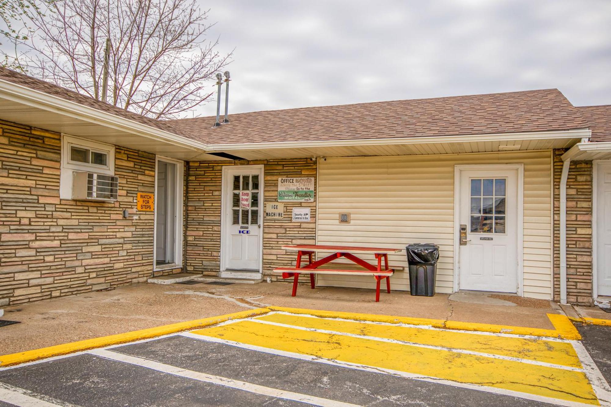 Oyo Travelier Motel Macon Buitenkant foto