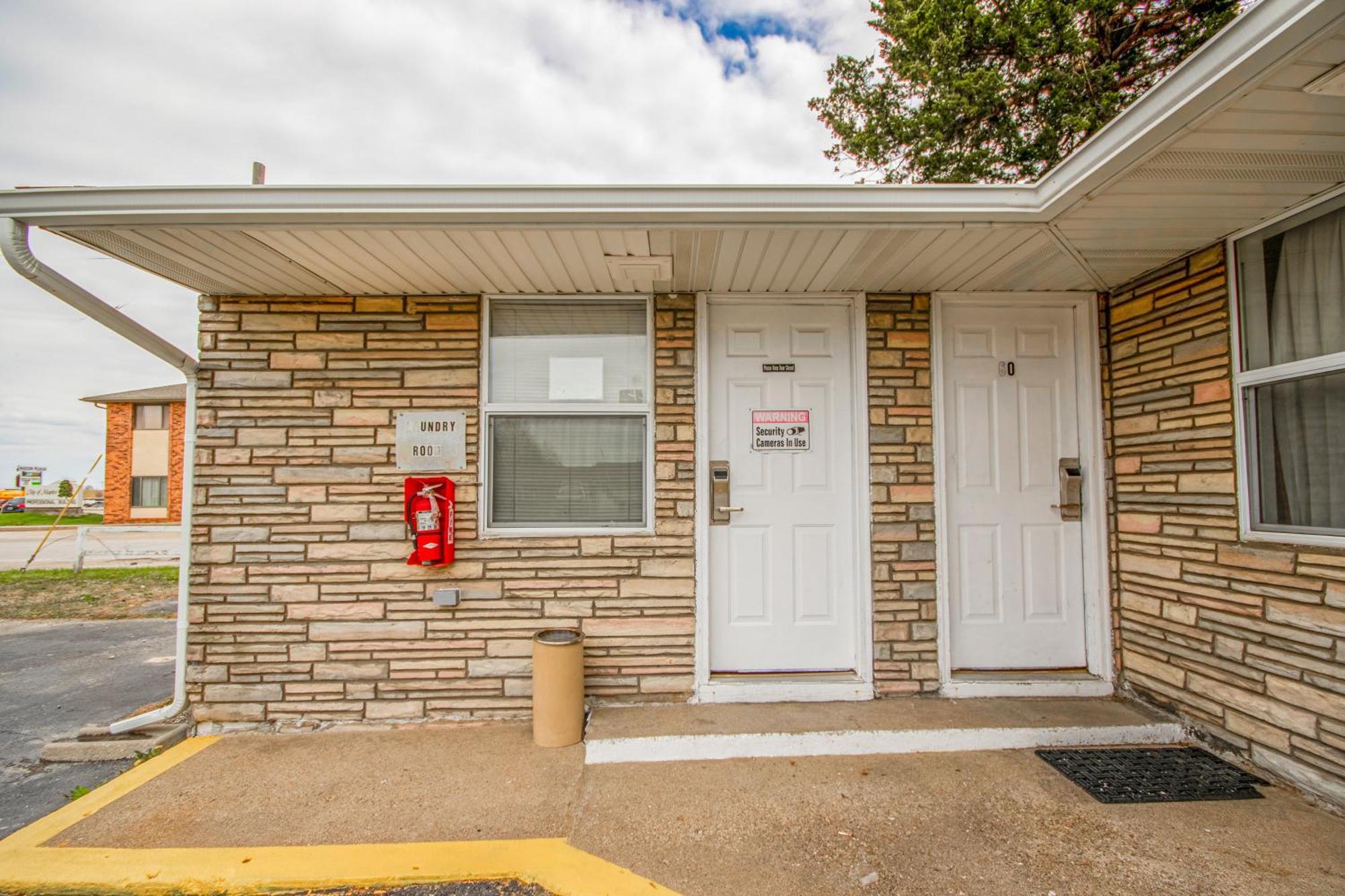 Oyo Travelier Motel Macon Buitenkant foto