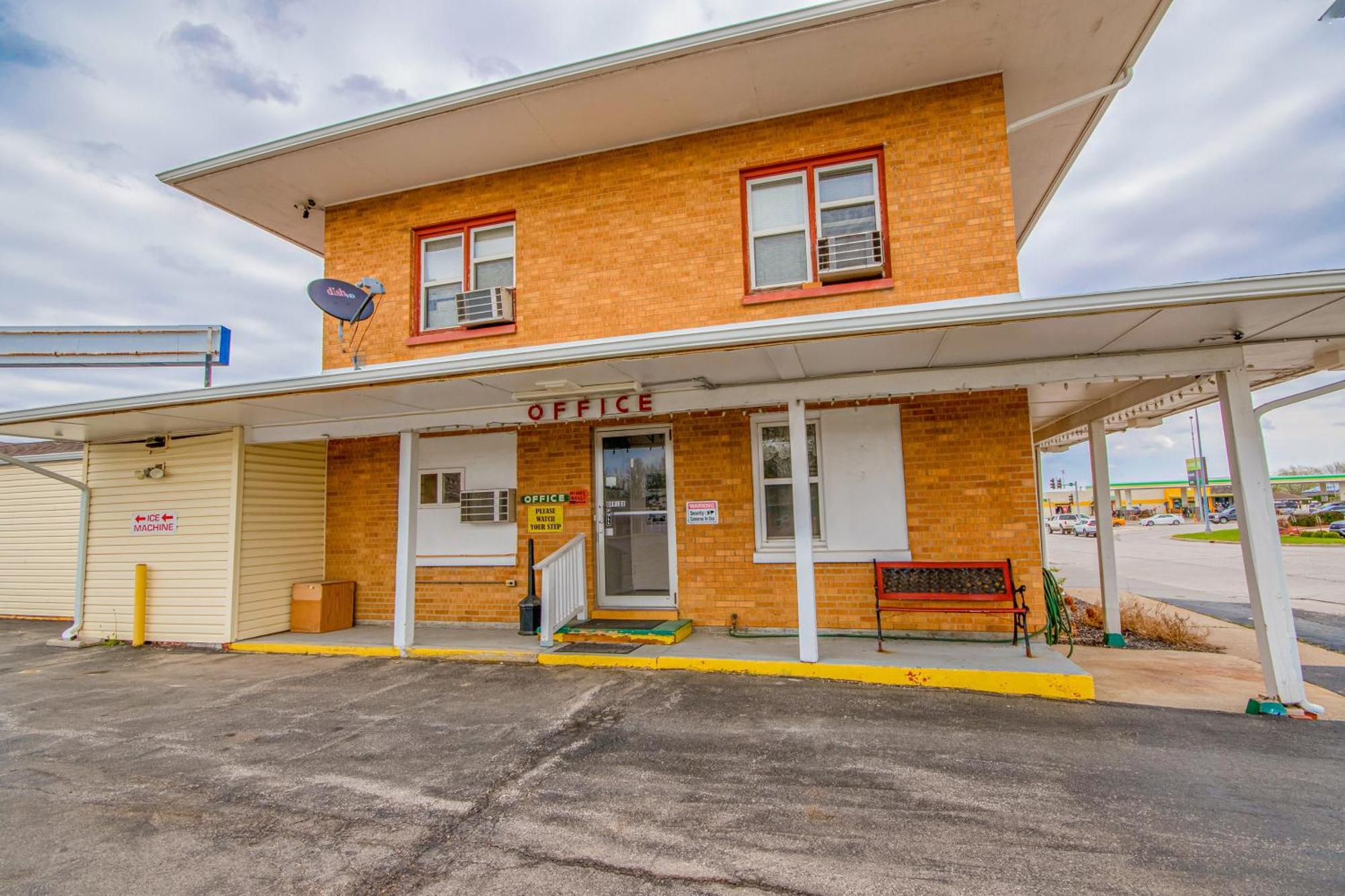 Oyo Travelier Motel Macon Buitenkant foto