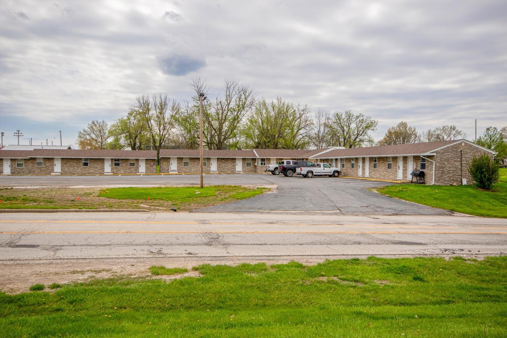 Oyo Travelier Motel Macon Buitenkant foto